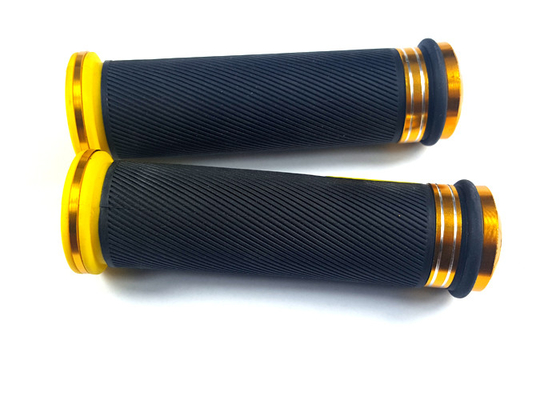 Qualité  Aluminium Alloy Rubber Aftermarket Motorcycle Hand Grips Replacement B647 65 Usine