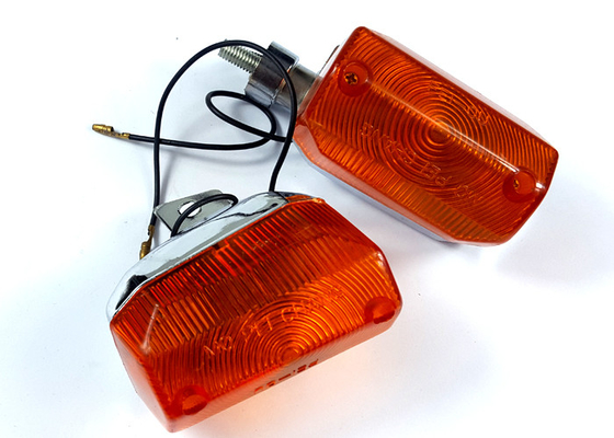 La lampe en plastique de Winker de moto/tournent la caisse blanche légère de couverture orange de V50 F et de R