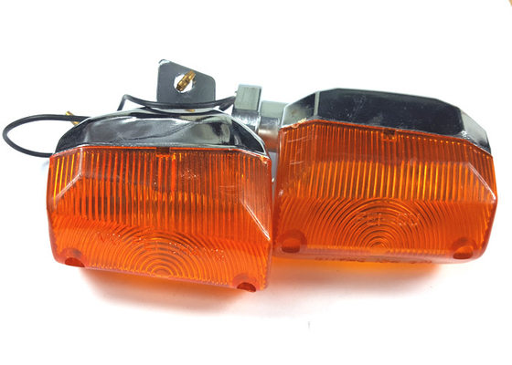 La lampe en plastique de Winker de moto/tournent la caisse blanche légère de couverture orange de V50 F et de R
